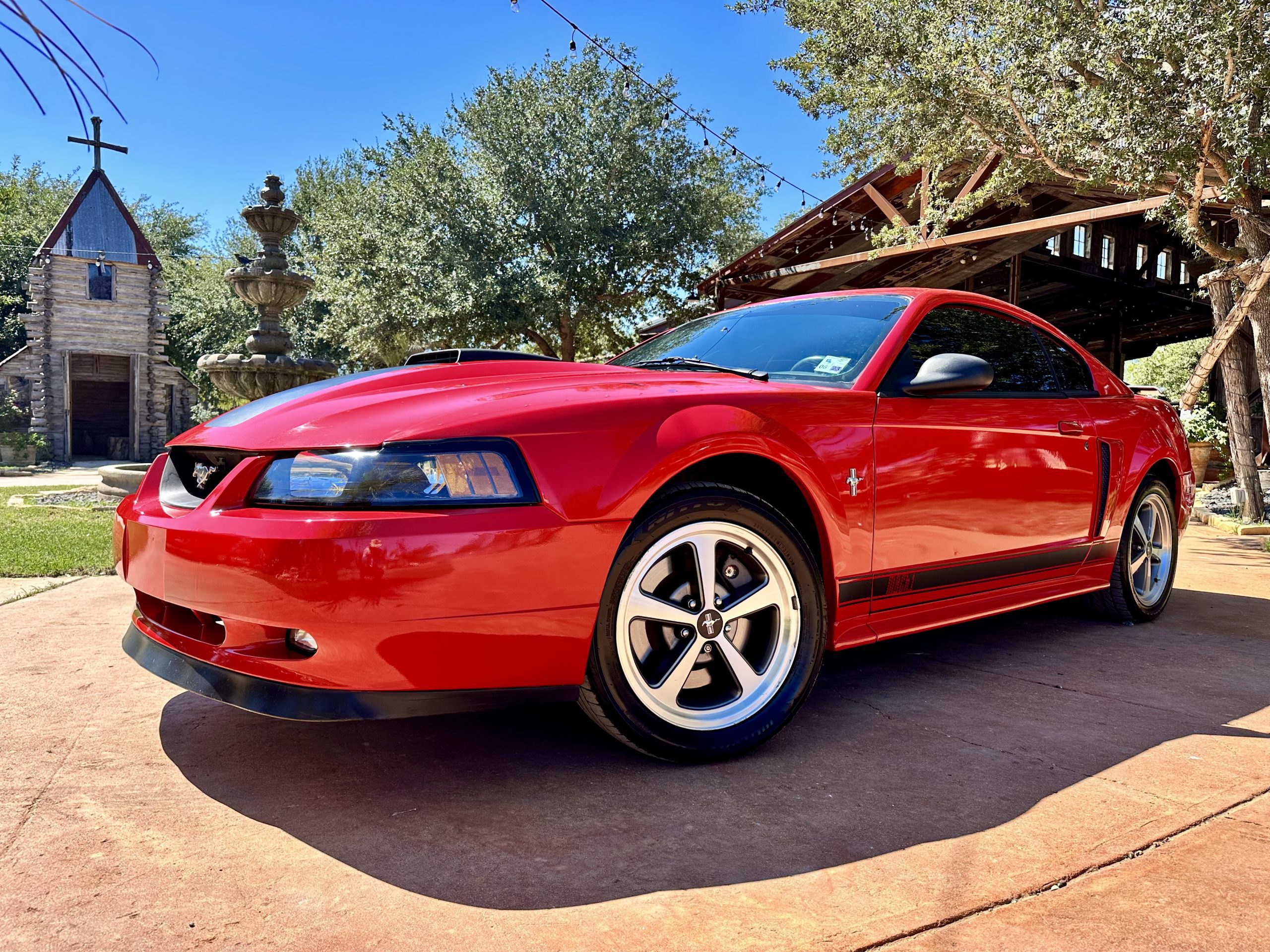 2003 Ford Mustang Mach