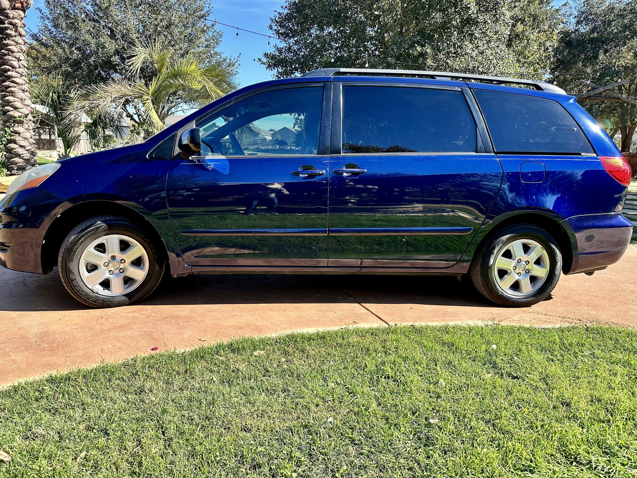 2006 Toyota Sienna LE