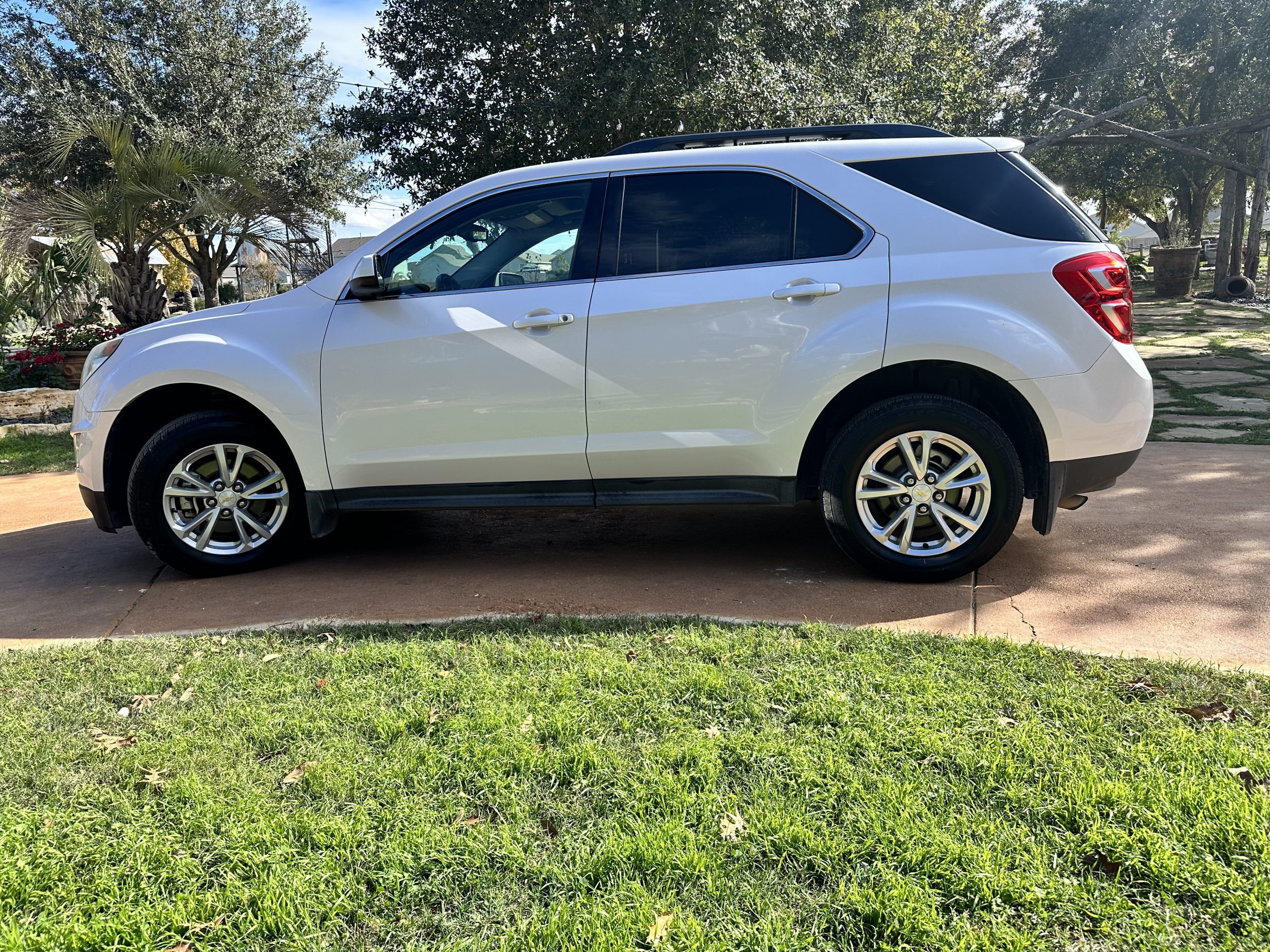 2017 Chevrolet Equinox LT Sport Utility 4D LOW 89k MILES