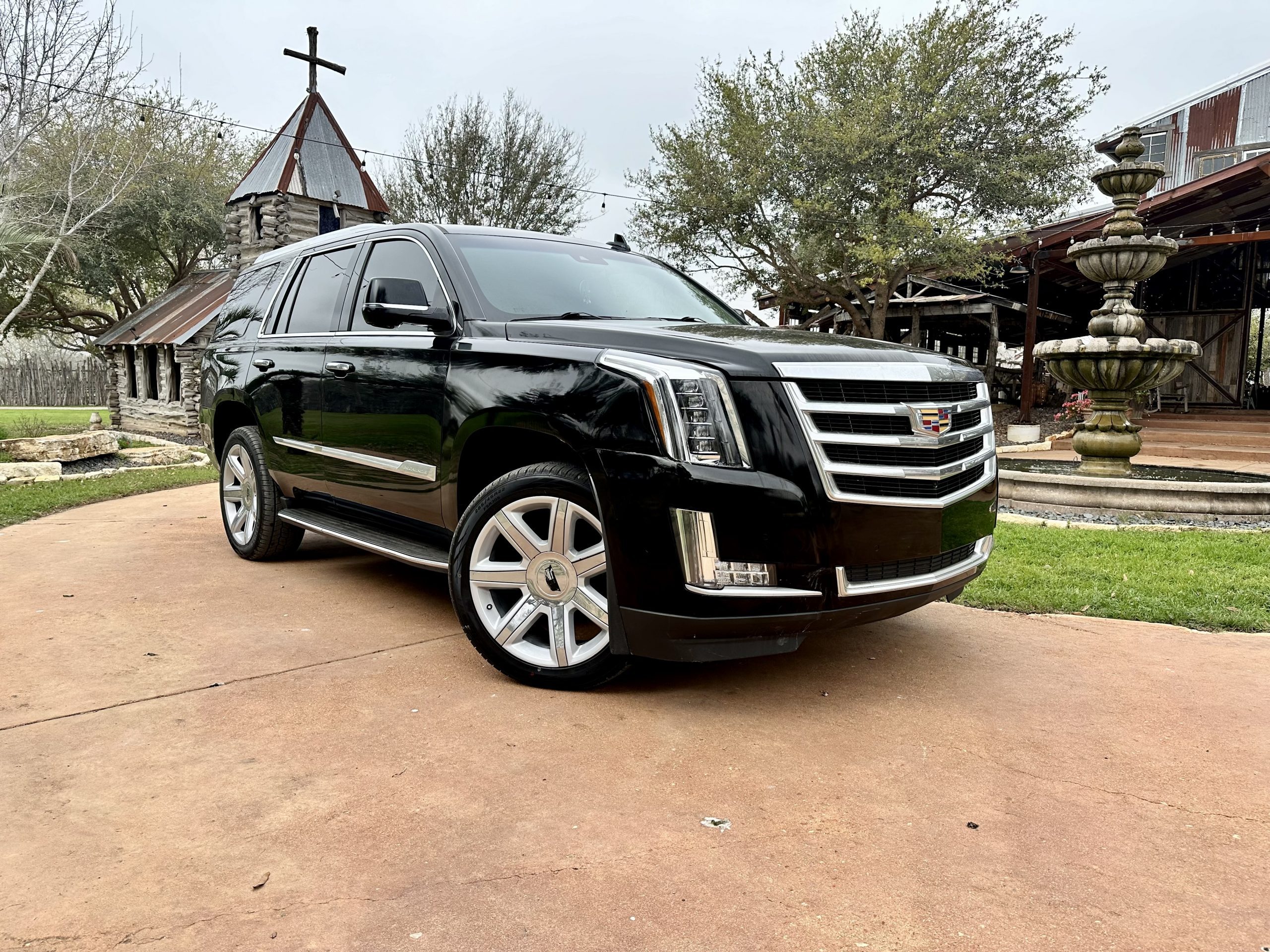 2017 Cadillac Escalade Luxury