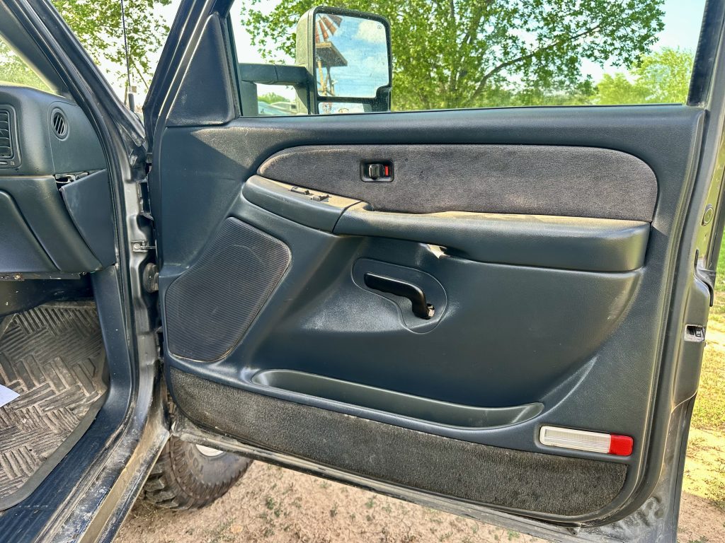 2001 Chevrolet Silverado 2500 Diesel Extended Cab 4x4 Allison Transmission